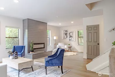 912 NE 115th Street, Seattle, WA 98125 - Photo 7