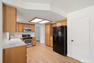 1220 NW Tabitha Ct, Olympia, WA 98502 - Photo 31