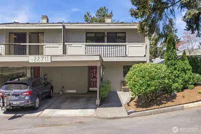 22711 Lakeview Drive #C6, Mountlake Terrace, WA 98043 - Photo 1