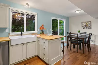 9313 NE 126th Place, Kirkland, WA 98034 - Photo 9