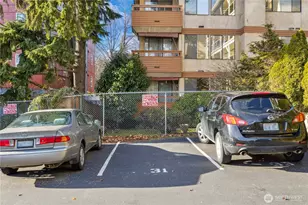 2100 N 106th St, Seattle, WA 98133 - Photo 3