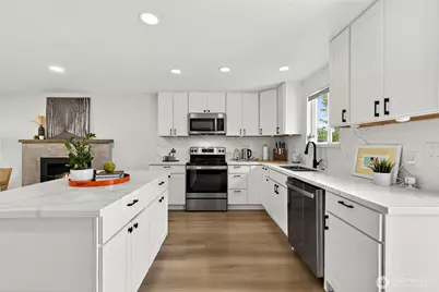11303 14th Avenue SW, Seattle, WA 98146 - Photo 9