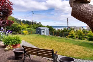 6404 Warren St, Anacortes, WA 98221 - Photo 25