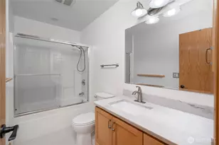 6404 Warren St, Anacortes, WA 98221 - Photo 15
