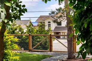 6404 Warren St, Anacortes, WA 98221 - Photo 23