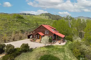 373 Rendezvous Rd, Winthrop, WA 98862 - Photo 1