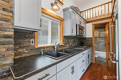 990 S Lake Whatcom Boulevard #36, Sedro Woolley, WA 98284 - Photo 7