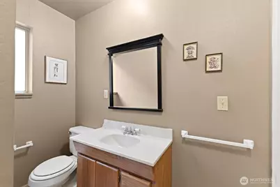 6989 Snoqualmie Place, Glacier, WA 98244 - Photo 19