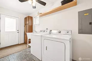 1349 Hudson St, DuPont, WA 98327 - Photo 9
