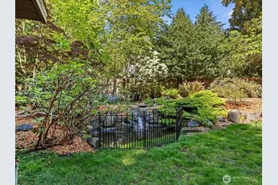 5925 NE 202nd Lane, Kenmore, WA 98208 - Photo 37
