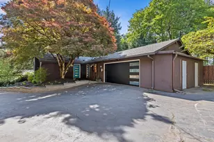5925 NE 202nd Ln, Kenmore, WA 98208 - Photo 1