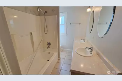 1419 108th Avenue SE, Bellevue, WA 98004 - Photo 9
