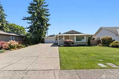 1611 E Street, Lynden, WA 98264 - Photo 1
