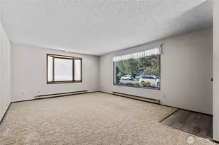 1611 E St, Lynden, WA 98264 - Photo 5