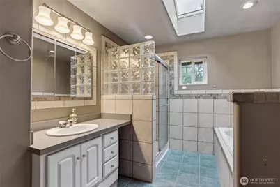 10320 James Road SW, Rochester, WA 98579 - Photo 21