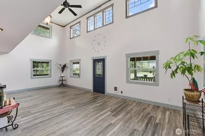 10320 James Road SW, Rochester, WA 98579 - Photo 11