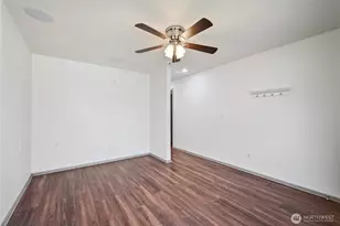 4703 Merlin St, Longview, WA 98632 - Photo 7