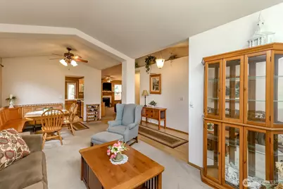2109 22nd Street SE, Puyallup, WA 98372 - Photo 5