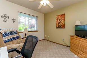 2109 22nd St SE, Puyallup, WA 98372 - Photo 17