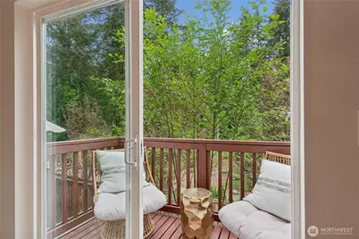 9237 NE 173rd Place, Bothell, WA 98011 - Photo 9