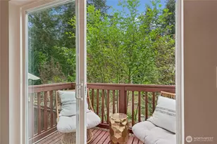 9237 NE 173rd Pl, Bothell, WA 98011 - Photo 9