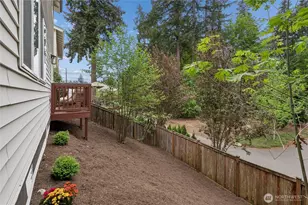9237 NE 173rd Pl, Bothell, WA 98011 - Photo 25