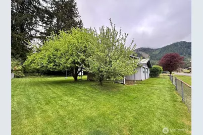 1123 Tilton Way, Morton, WA 98356 - Photo 9