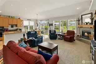 14502 148th St E, Orting, WA 98360 - Photo 11