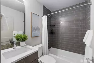 2227 NW 60th St, Seattle, WA 98107 - Photo 9