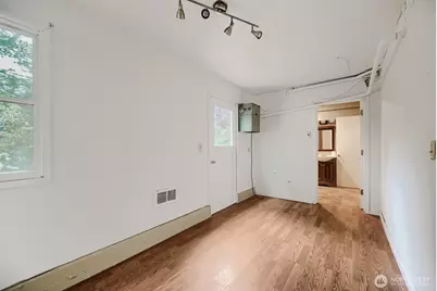10412 SE 219th Street, Kent, WA 98031 - Photo 33