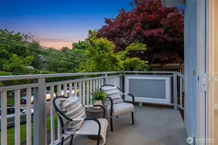 828 24th Ave, Seattle, WA 98122 - Photo 17
