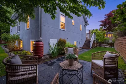 828 24th Avenue, Seattle, WA 98122 - Photo 21