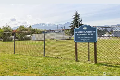 509 W 7th Street, Port Angeles, WA 98363 - Photo 3