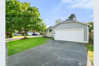 28123 230 Avenue SE, Maple Valley, WA 98038 - Photo 35