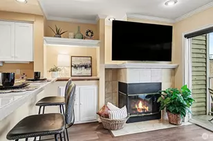3420 Burke N, Seattle, WA 98103 - Photo 7