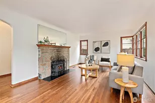 1711 NE 113th St, Seattle, WA 98125 - Photo 3