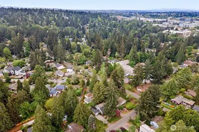 1711 NE 113th Street, Seattle, WA 98125 - Photo 33