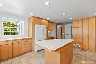 230 W 14th St, Port Angeles, WA 98362 - Photo 11