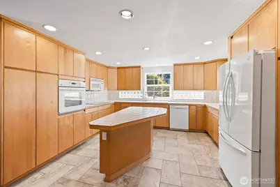230 W 14th Street, Port Angeles, WA 98362 - Photo 9