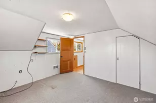 230 W 14th St, Port Angeles, WA 98362 - Photo 29