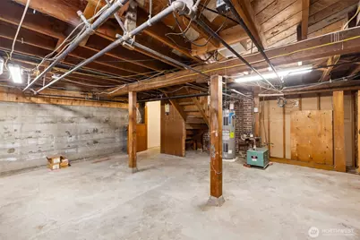 230 W 14th Street, Port Angeles, WA 98362 - Photo 33