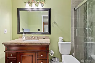 15902 Woodland Ave E, Puyallup, WA 98375 - Photo 11