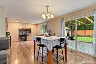 15902 Woodland Ave E, Puyallup, WA 98375 - Photo 5