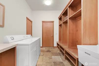 1910 40th Street, Bellingham, WA 98229 - Photo 25