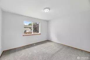 7409 Village Dr, Sumner, WA 98390 - Photo 19