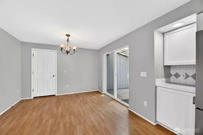7409 Village Drive, Sumner, WA 98390 - Photo 9