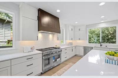 12112 94th Place NE, Kirkland, WA 98034 - Photo 9