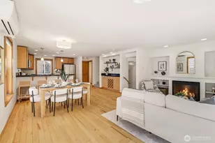 9243 Ashworth Ave N, Seattle, WA 98103 - Photo 5