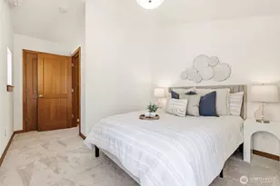 9243 Ashworth Ave N, Seattle, WA 98103 - Photo 25