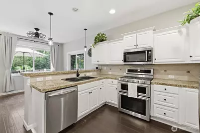 7518 185th Avenue E, Bonney Lake, WA 98391 - Photo 13